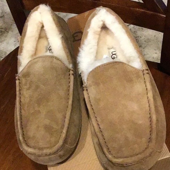 ugg style slippers